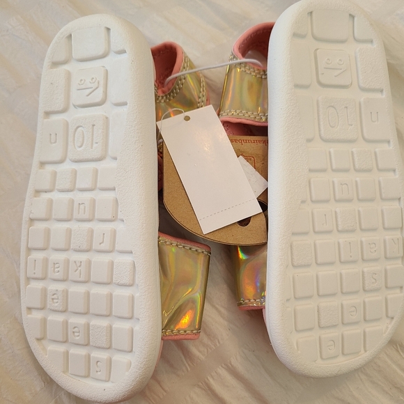 *SOLD* NEW See Kai Run Basics Sz 10 Toddler Logan T-Strap Sandals - Picture 9 of 10